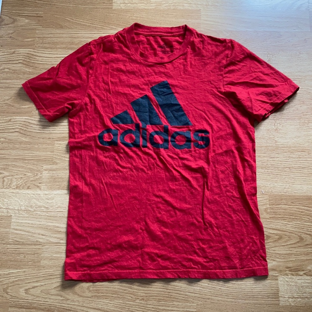 💕Adidas unisex red amplifier t-shirt sz small